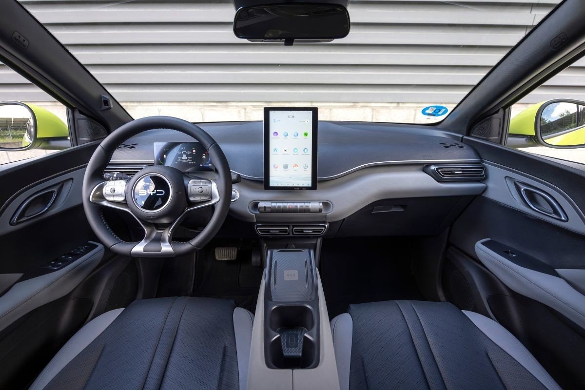 BYD Dolphin Surf Interior