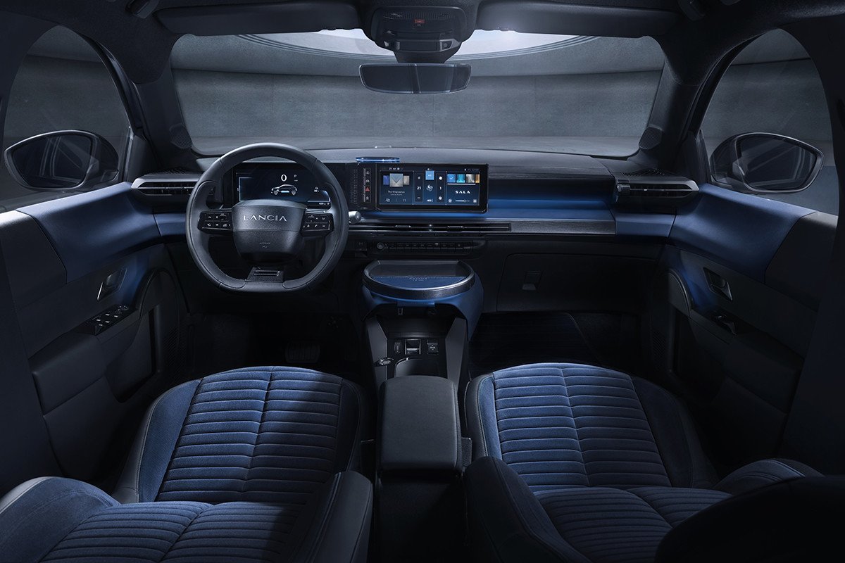 Coches eléctricos urbanos 2025: datos, precios y opinión experta en una lista completa