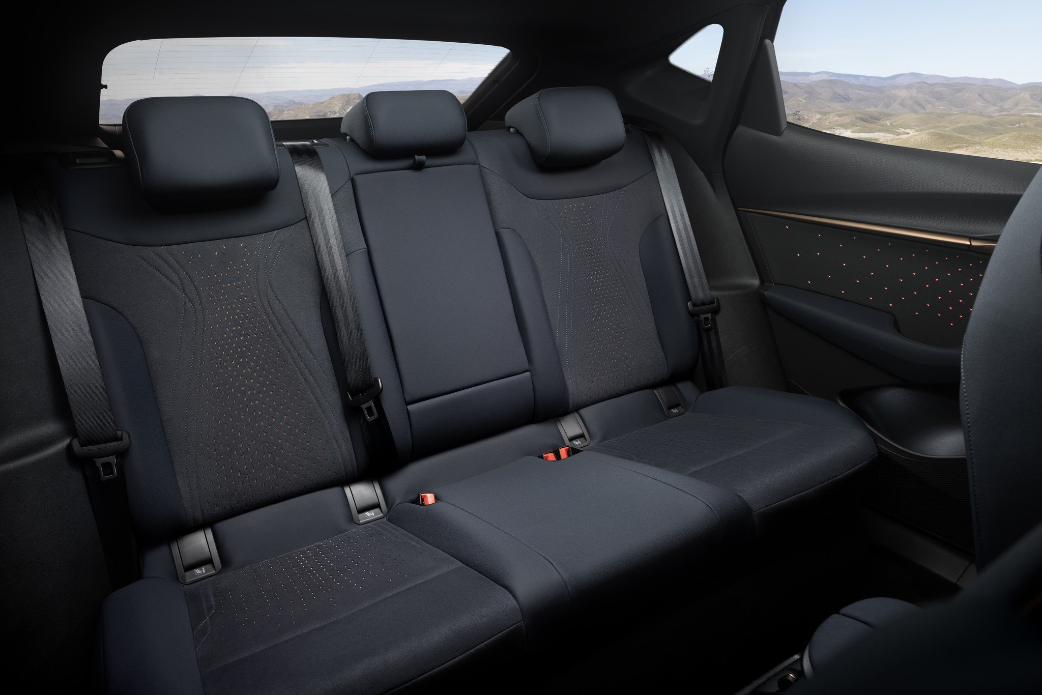 Prueba CUPRA Tavascan: SUV, deportivo, eléctrico y ¿apto para viajar?