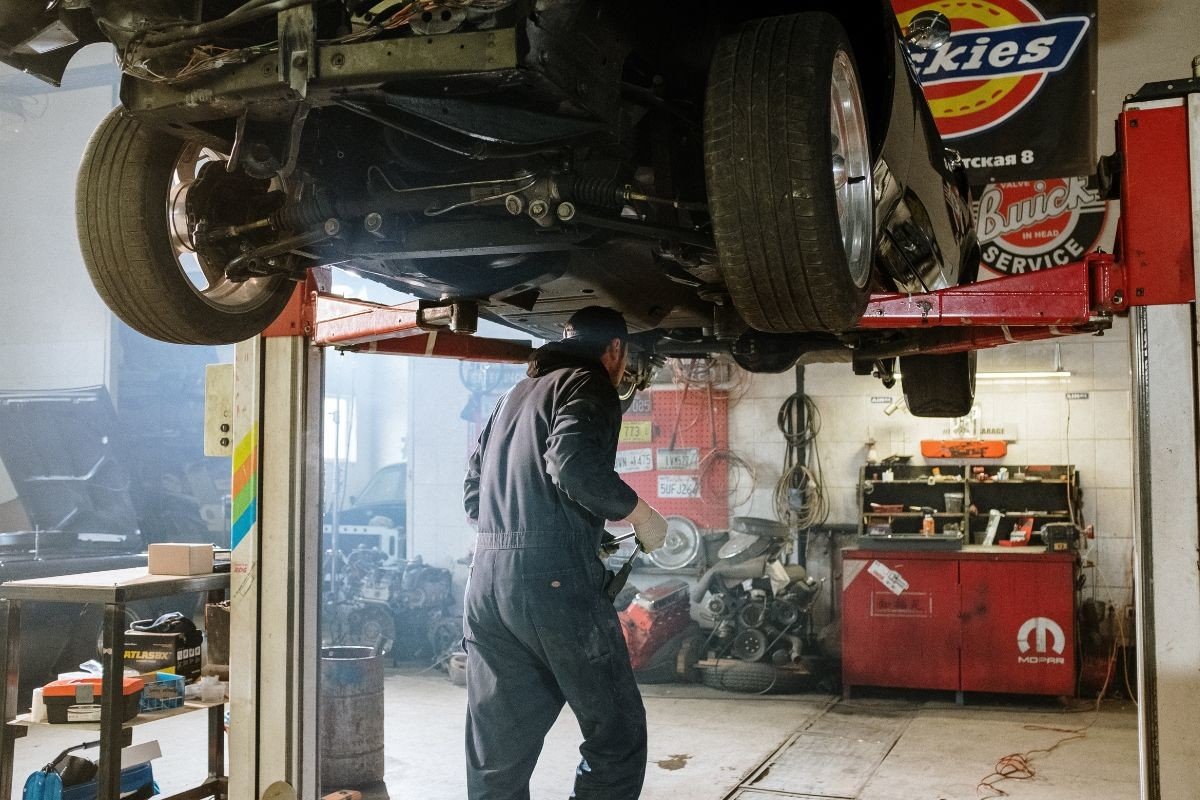 ¿Cuánto cuesta mantener un coche?