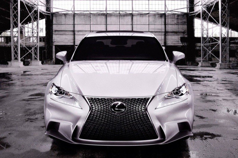 Lexus IS 2014, primeras fotos y datos