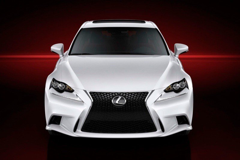 Lexus IS 2014, primeras fotos y datos