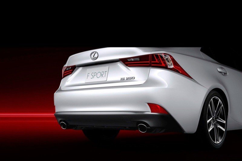 Lexus IS 2014, primeras fotos y datos