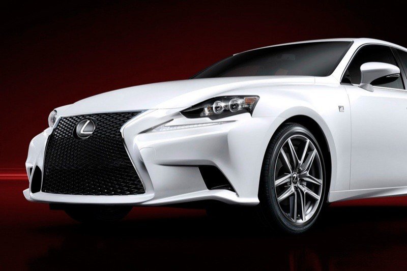Lexus IS 2014, primeras fotos y datos