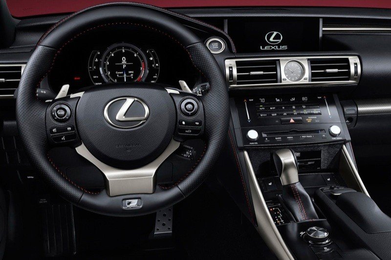 Lexus IS 2014, primeras fotos y datos