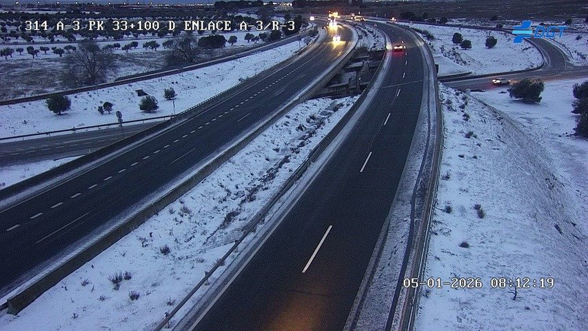 Carreteras cortadas por hielo y nieve en España hoy