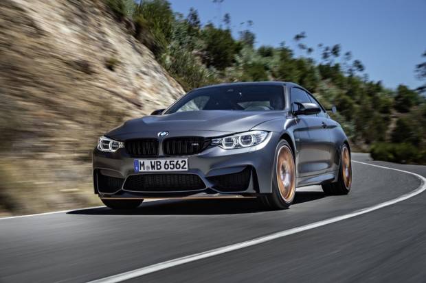 El BMW M4 GTS, primer coche de serie con intermitentes OLED