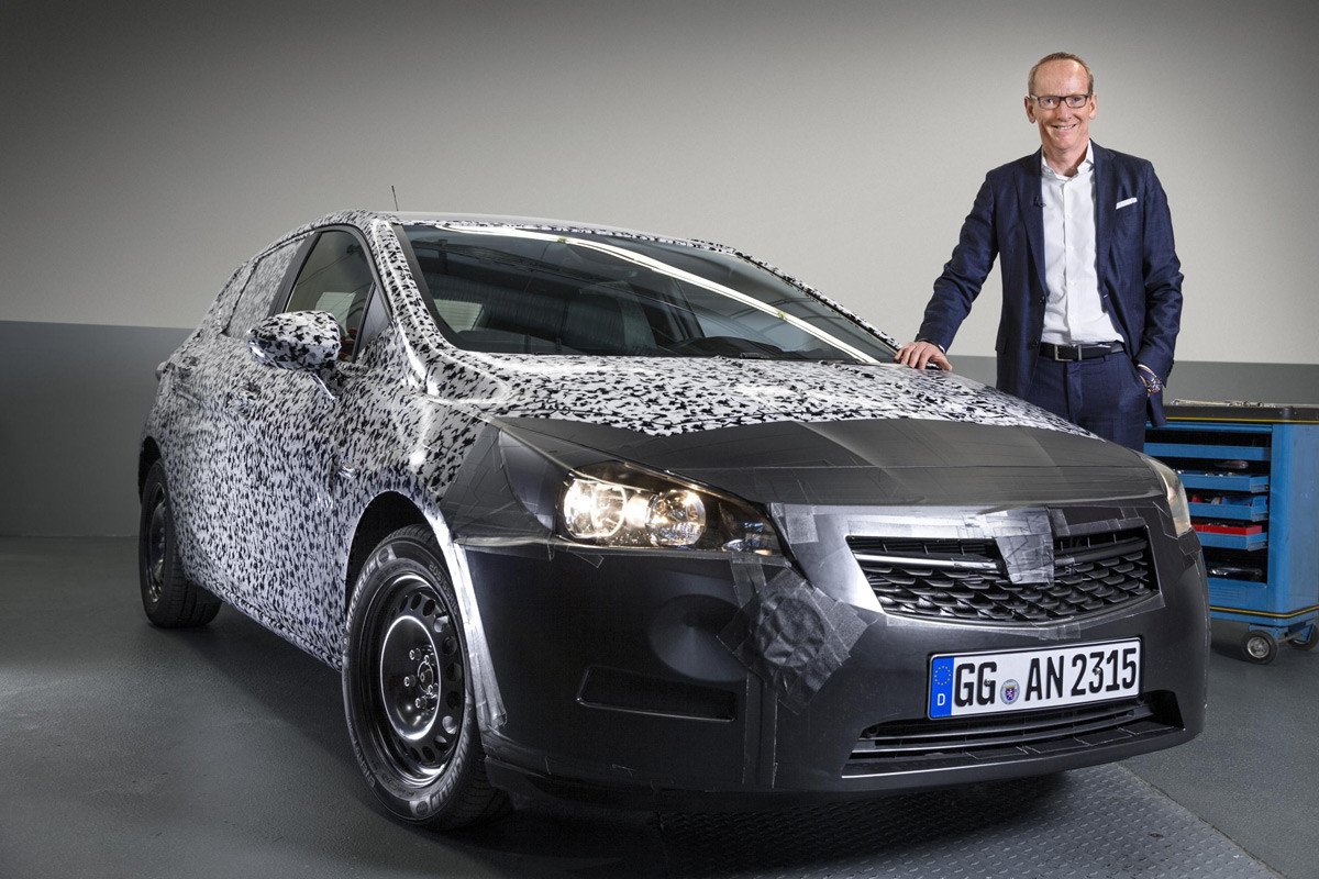 El nuevo Opel Astra estrenará luces LED matriciales